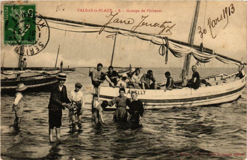 Carte postale ancienne Valras-la-Plage Groupe de Pecheurs