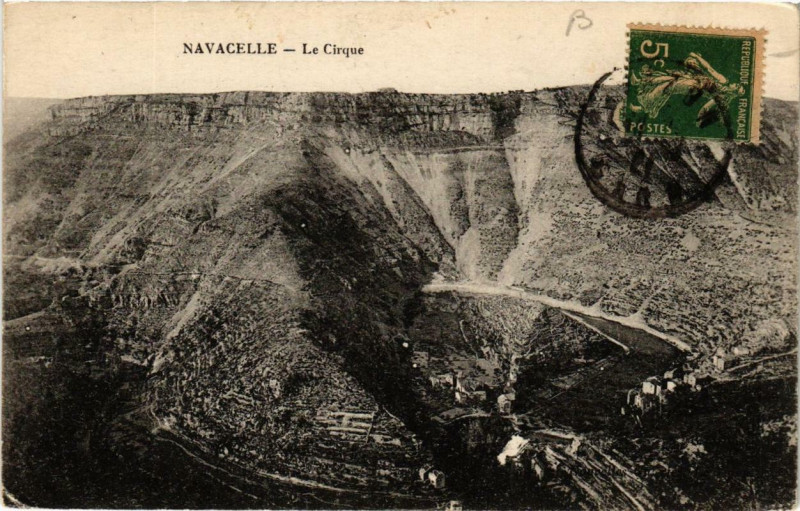 Carte postale ancienne Navacelle Le Cirque