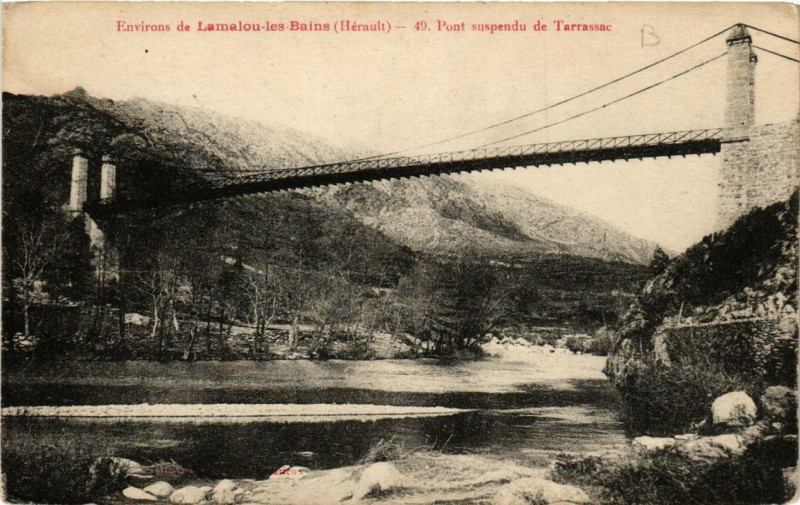 Carte postale ancienne Env. de Lamalou-les-Bains Pont suspendu de Terrassac à Lamalou-les-Bains
