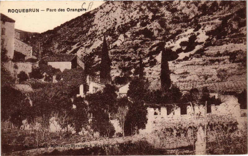 Carte postale ancienne Roquebrun Parc des Orangers à Roquebrun