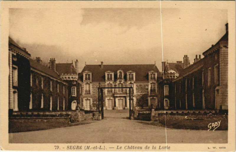 Carte postale ancienne Segre Le Chateau de la Lorie