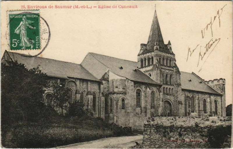 Carte postale ancienne Env. De Saumur Eglise de Cuneault à Saumur