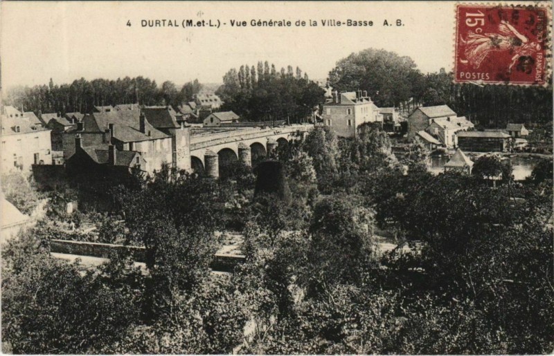 Carte postale ancienne Durtal Vue Generale de la Ville-Basse à Durtal