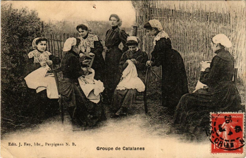 Carte postale ancienne Groupe de Catalanes