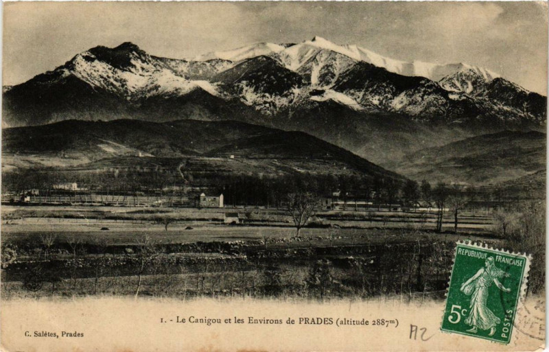 Carte postale ancienne Le Canigou et les Env. de Prades à Prades