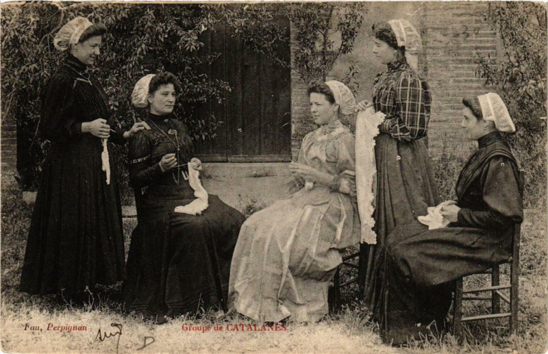 Carte postale ancienne Groupe de Catalanes