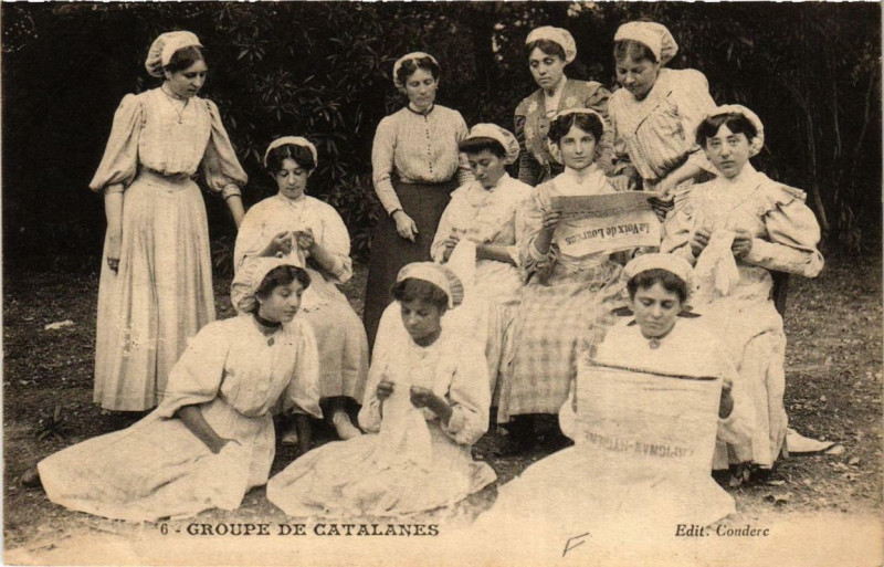 Carte postale ancienne Groupe de Catalanes