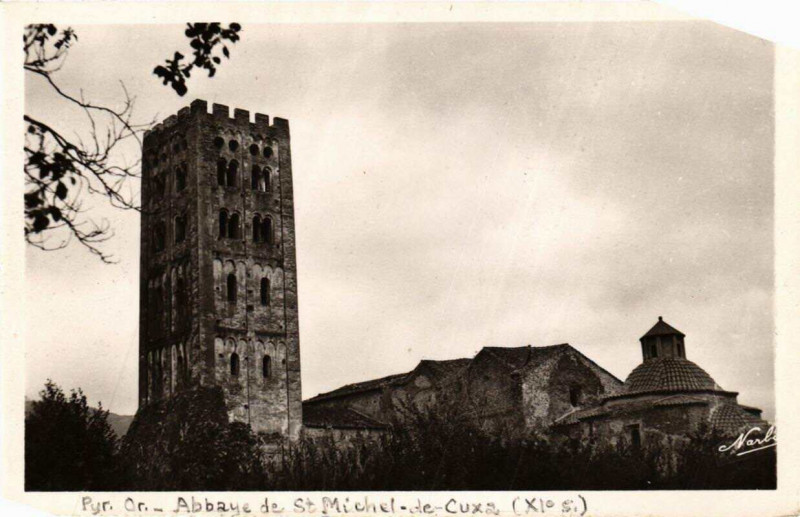 Carte postale ancienne Abbaye de Saint-Michel-de-Cuxa