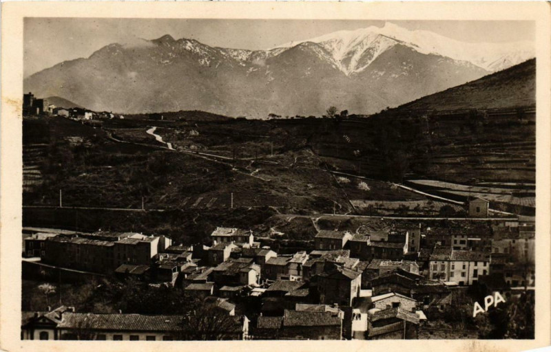 Carte postale ancienne Ria Vue sur le Canigou et Sirach à Ur