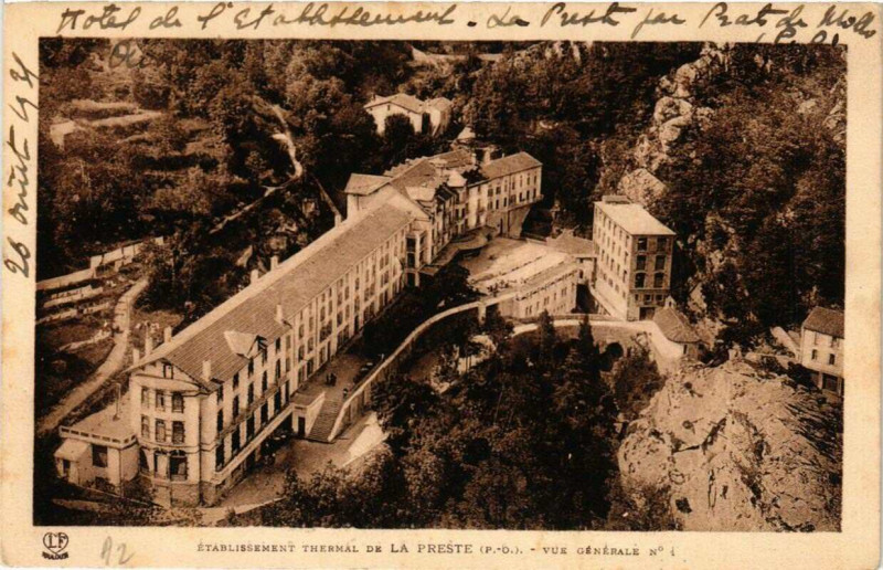 Carte postale ancienne Etabl. Thermal de La Preste Vue générale