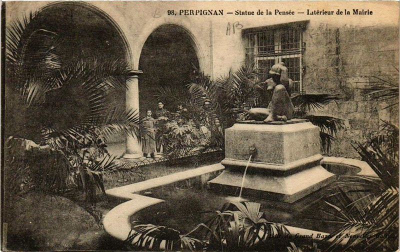 Carte postale ancienne Perpignan Statue de la Pensée à Perpignan
