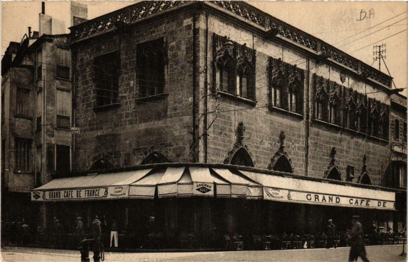 Carte postale ancienne Perpignan La Loge à Perpignan