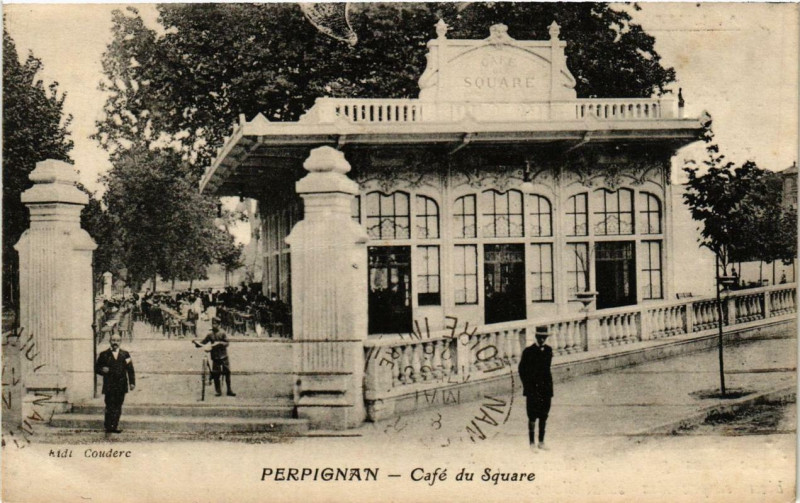 Carte postale ancienne Perpignan Café du Square à Perpignan