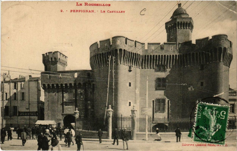 Carte postale ancienne Perpignan Le Castillet à Perpignan