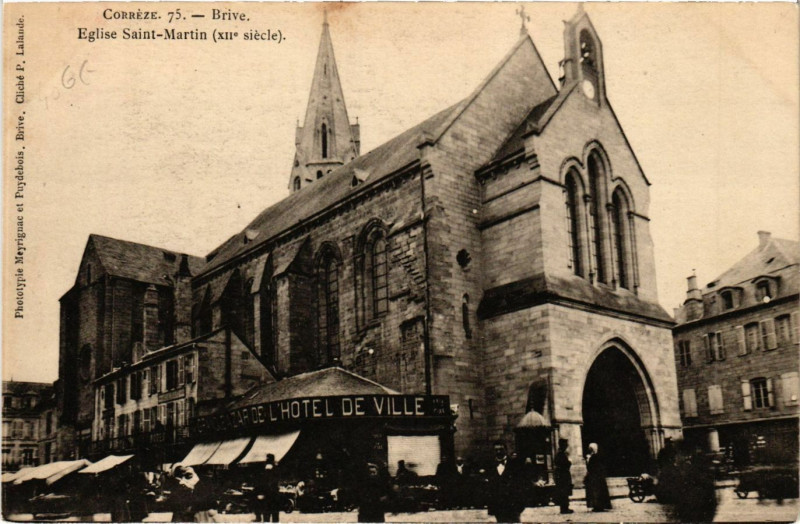 Carte postale ancienne Brive - Eglise Saint-Martin