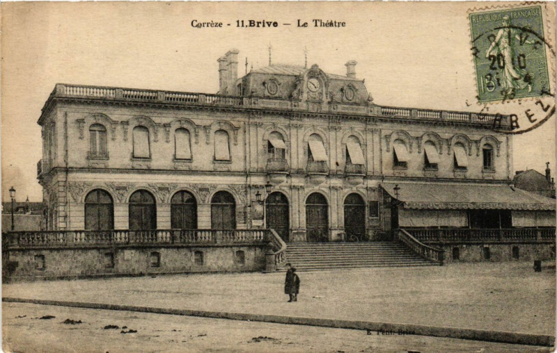 Carte postale ancienne Brive - Le Theatre