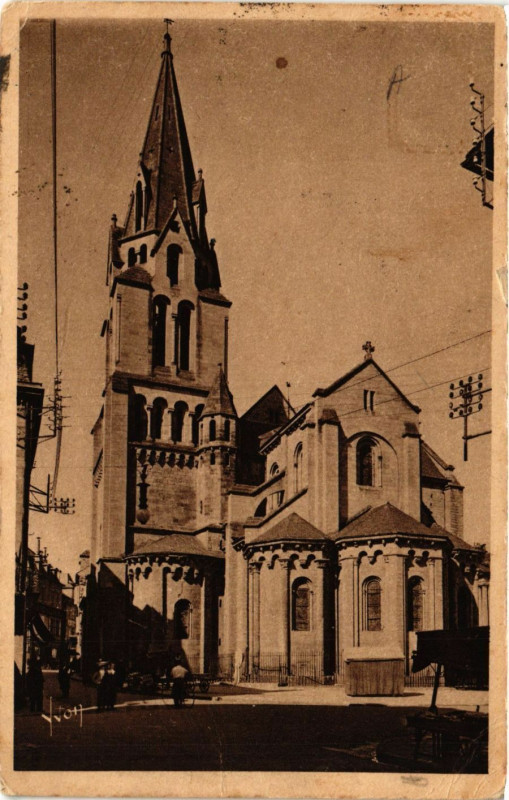 Carte postale ancienne Brive - Abside de l'Eglise Saint-Martin