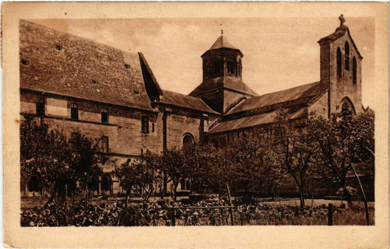 Carte postale ancienne Obazine - Abbaye Cistercienne - Eglise Abbatiale