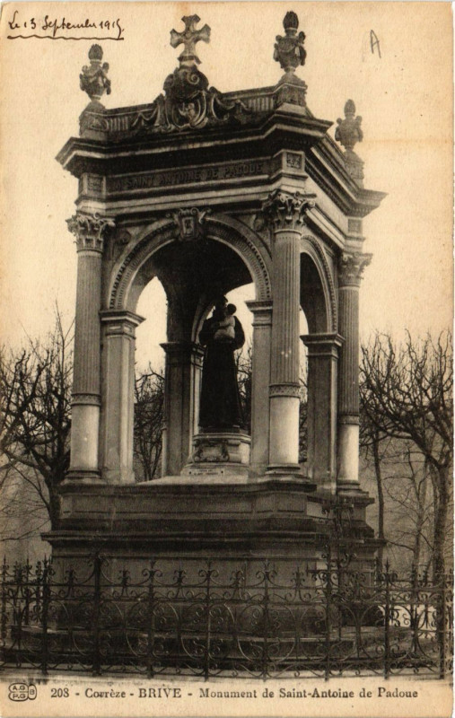 Carte postale ancienne Brive - Monument de Saint-Antoine de Padoue