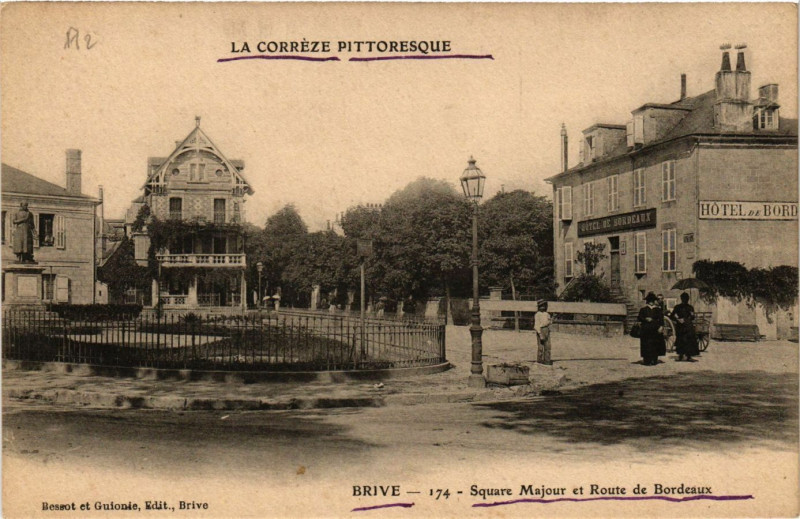 Carte postale ancienne Brive - Square Majour et Route de Bordeaux
