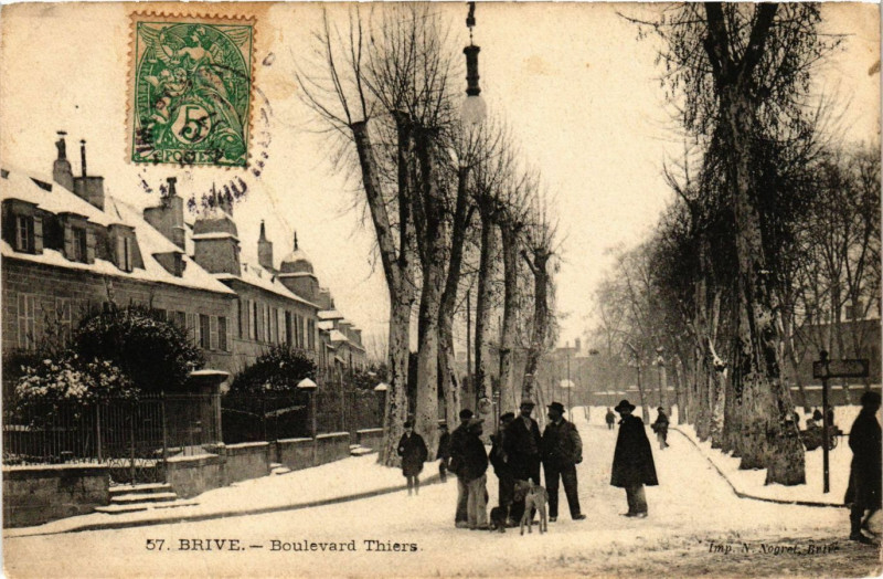 Carte postale ancienne Brive - Boulevard Thiers