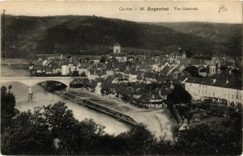 Carte postale ancienne Argentat - Vue générale