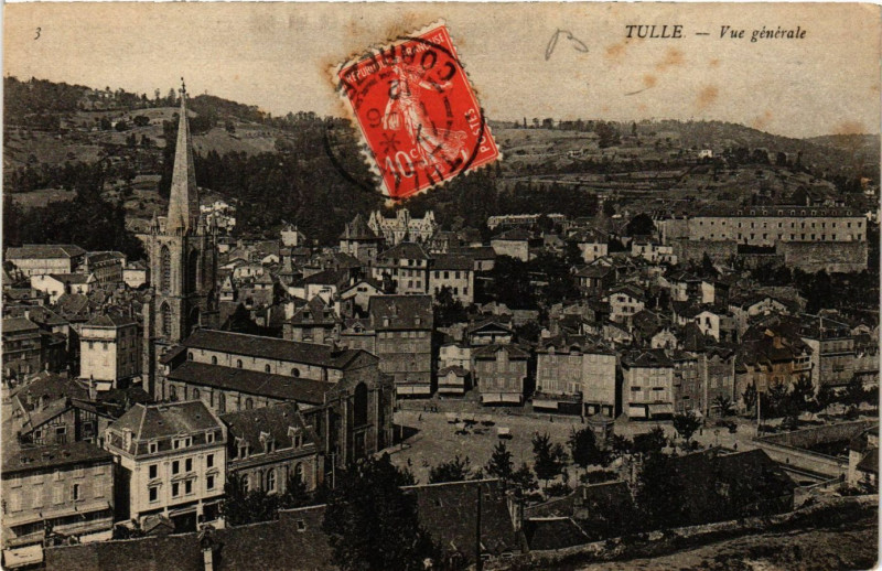 Carte postale ancienne Tulle - Vue générale à Tulle