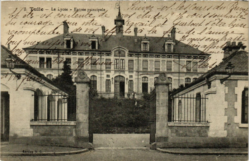 Carte postale ancienne Tulle - Le Lycée - Entrée Principale à Tulle