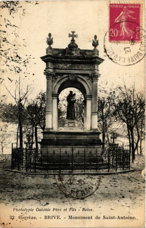 Carte postale ancienne Brive - Monument de Saint-Antoine