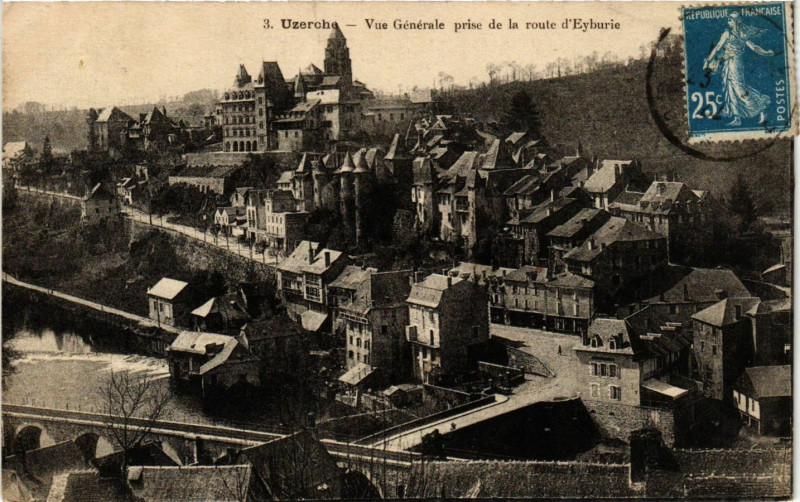 Carte postale ancienne Uzerche - Vue générale prise de la Route d'Eyburie à Uzerche