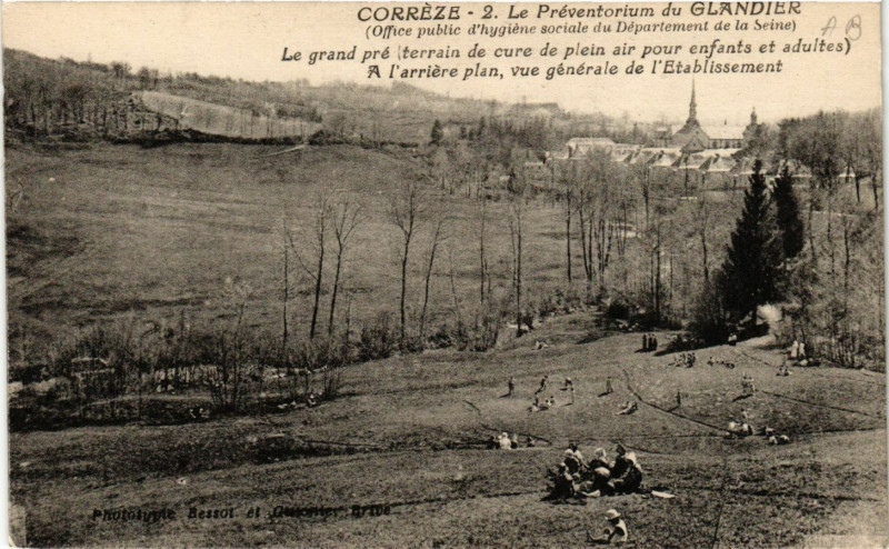 Carte postale ancienne Le Preventorium du Glandier - La Grand Pré