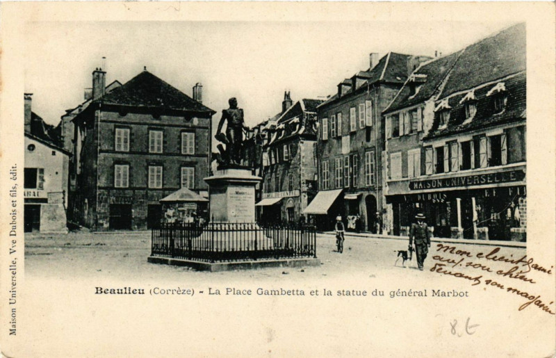 Carte postale ancienne Beaulieu - La Place Gambetta et la Statue du General Marbot