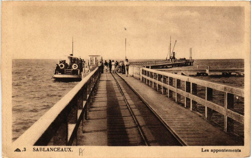 Carte postale ancienne Sablanceaux Les appontements