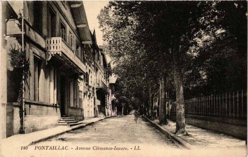 Carte postale ancienne Pontaillac Avenue Clemence Izaure