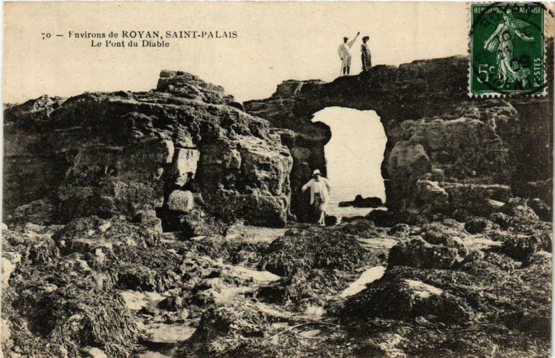 Carte postale ancienne Env. de Royan Saint-Palais Le Pont du Diable à Royan