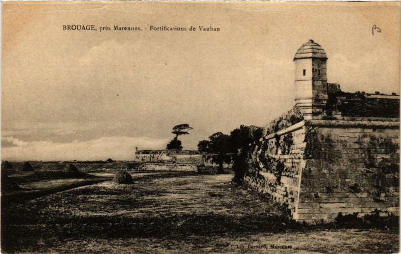 Carte postale ancienne Brouage Fortifications de Vauban