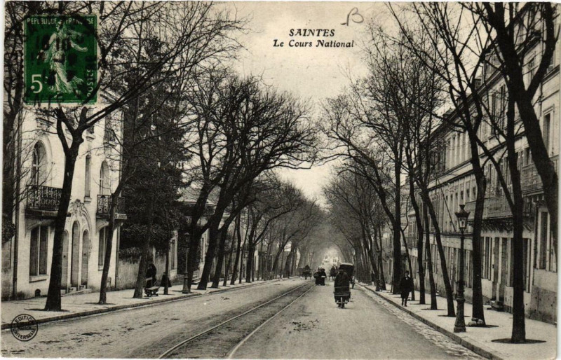 Carte postale ancienne Saintes Le Cours National à Saintes