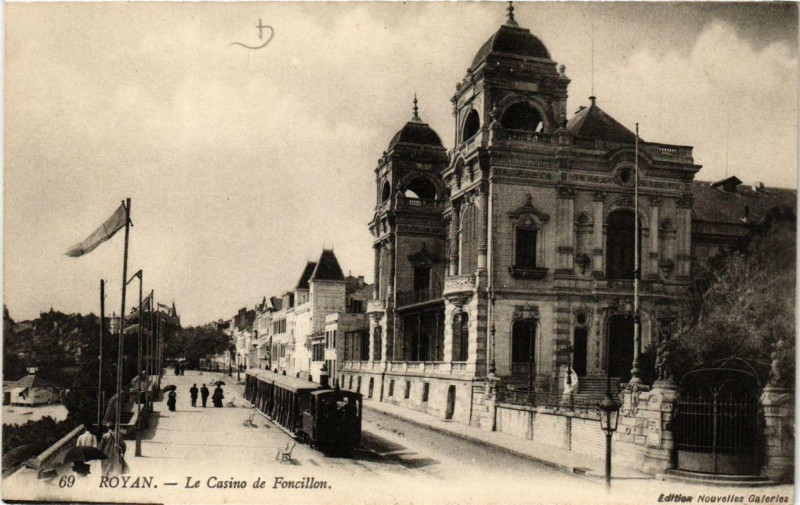 Carte postale ancienne Royan Le Casino de Foncillon à Royan