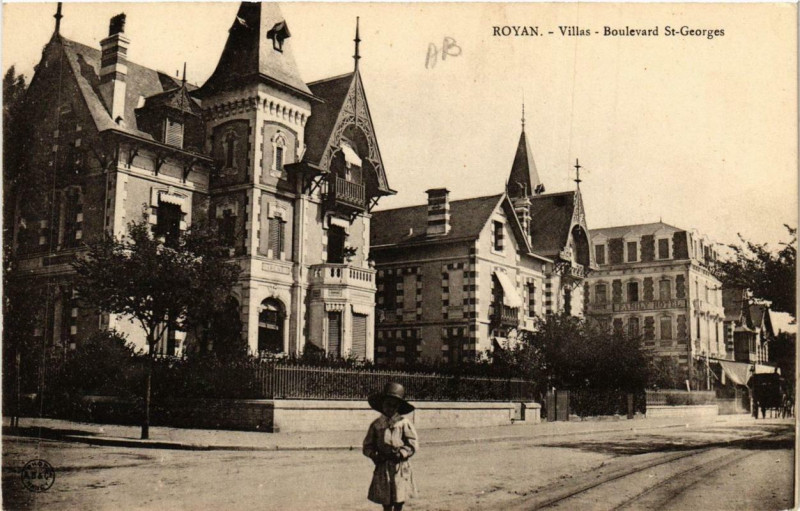 Carte postale ancienne Royan Villas Boulevard Saint-Georges à Royan