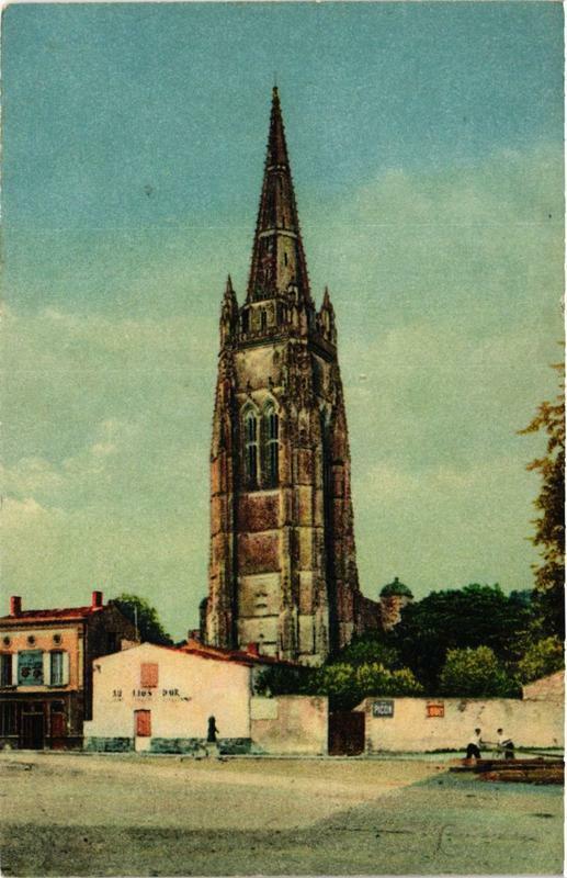 Carte postale ancienne Marennes Le Clocher