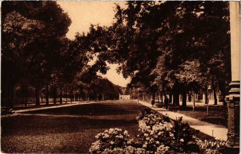 Carte postale ancienne La Rochelle Mail à La Rochelle