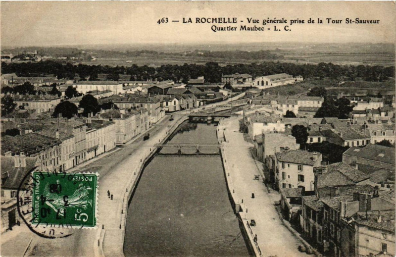 Carte postale ancienne La Rochelle Vue générale prise de la Tour Saint-Sauveur à La Rochelle