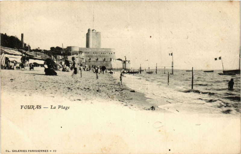 Carte postale ancienne Fouras-les-Bains La Plage à Fouras