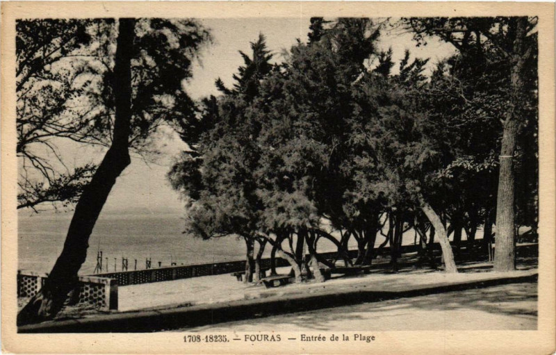 Carte postale ancienne Fouras Entrée de la Plage à Fouras
