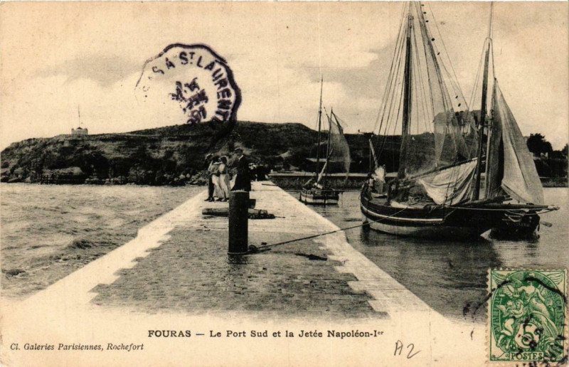 Carte postale ancienne Fouras Le Port Sud et la Jetée Napoleon Ier à Fouras