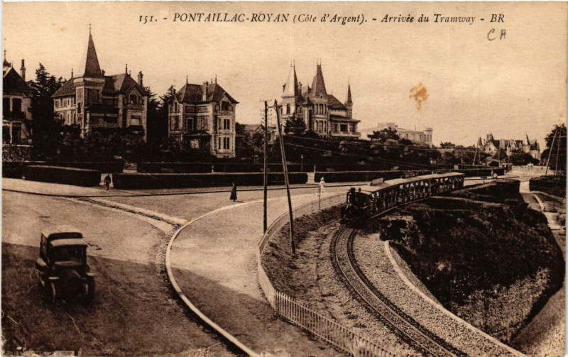 Carte postale ancienne Pontaillac - Royan Arrivée du Tramway à Royan