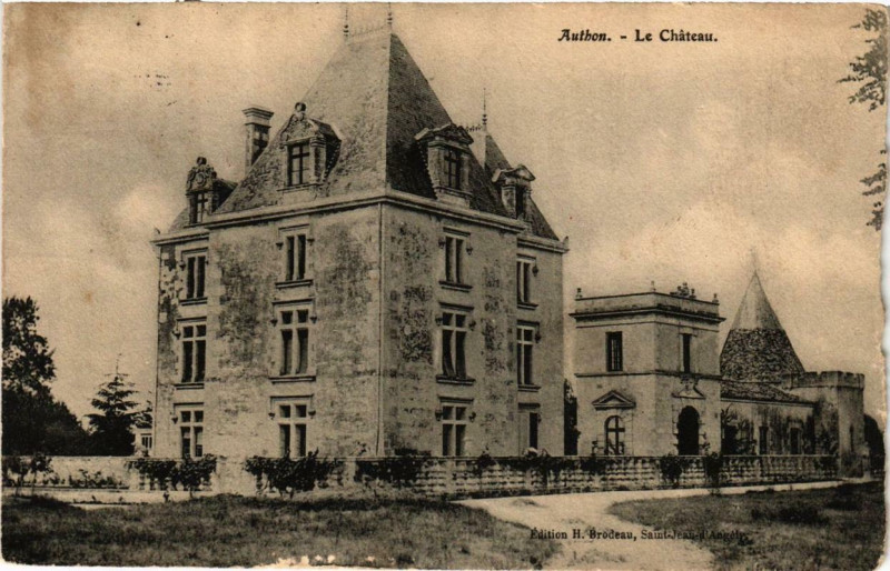 Carte postale ancienne Authon. Le Chateau