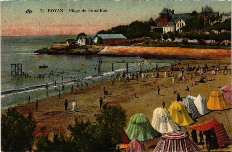 Carte postale ancienne Royan - Plage de Foncillon à Royan