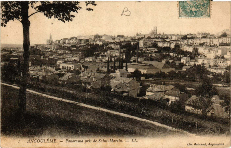 Carte postale ancienne Angouleme - Panorama pris de Saint-Martin à Angoulême