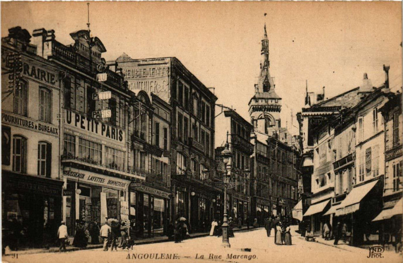 Carte postale ancienne Angouleme - La Rue Marengo à Angoulême